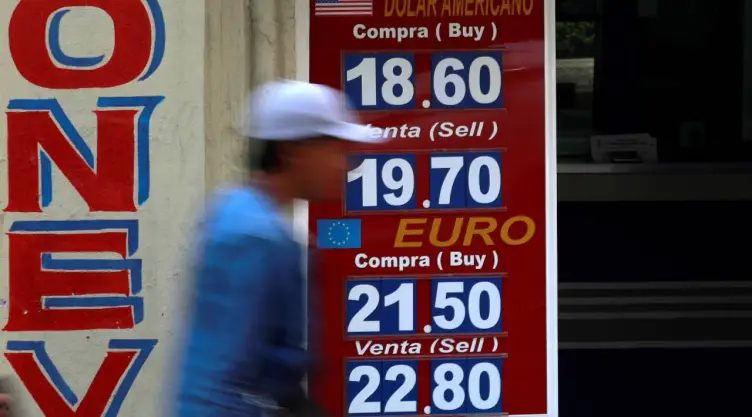 peso mexicano bolsa.jpg