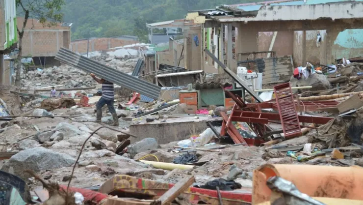 VIDEOS: Fuerte sismo dejó hasta 25 víctimas fatales y decenas de heridos en Colombia; así colapsaron edificios