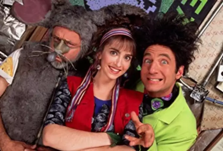 Beakman explica cómo las vacunas protegen a tu cuerpo de los virus y enfermedades