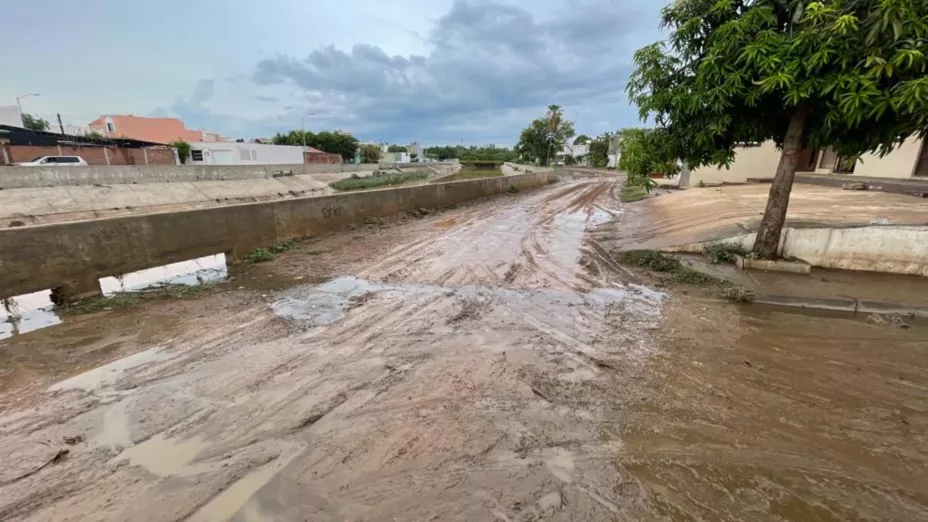 Colonias inundadas en Mazatlán por tormenta Lidia.