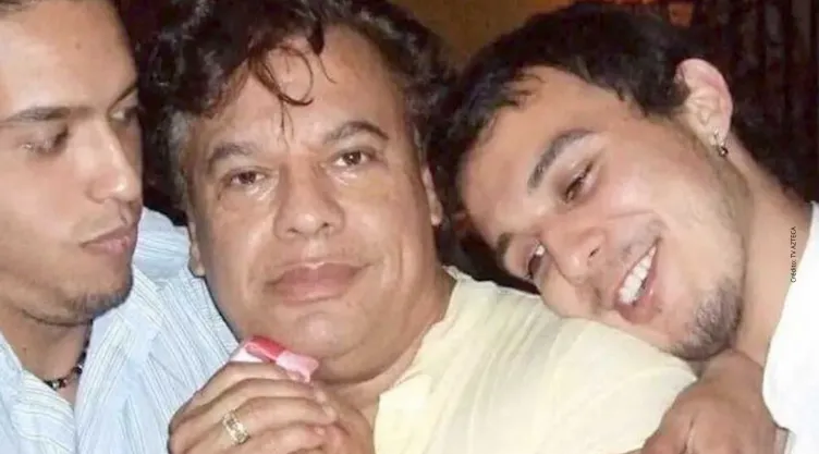 Hijo de Juan Gabriel continúa en la polémica tras golpear a su mamá.