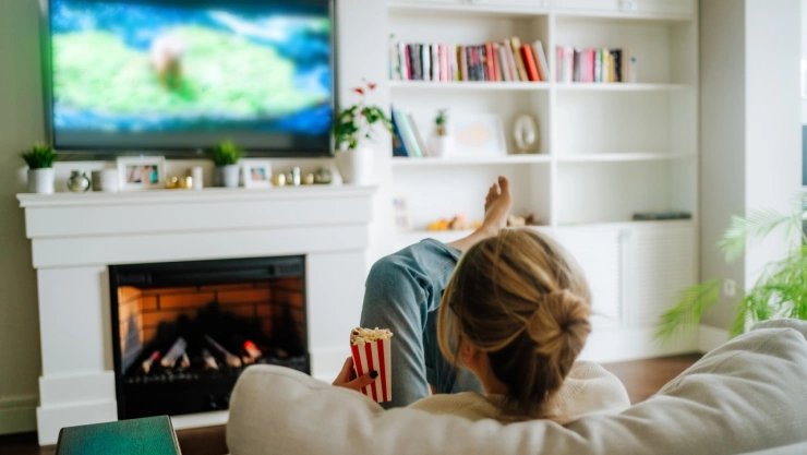 Esta es la peor hora para ver tele si quieres ahorrar luz