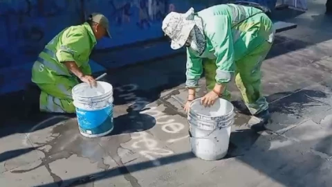 Cuadrillas de limpia de CDMX pagan platos rotos por pinas de la Marcha 8M 2024