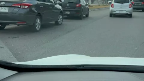 Dos accidentes automovilísticos detienen tráfico en Mérida (FOTOS)