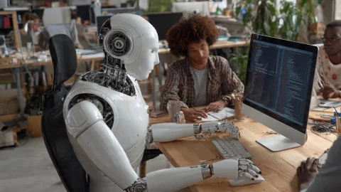 IA recluta humanos para trabajar