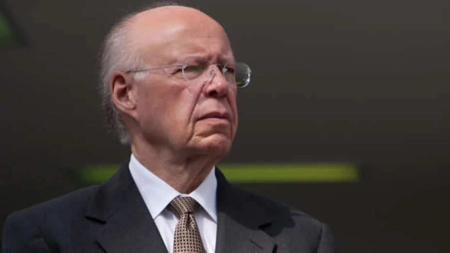 El rector señaló que la Universidad no desea profundizar en problemas, pero busca que se haga justicia