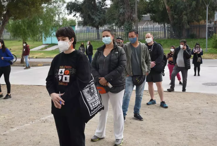 Ciudadanos chilenos en plebiscito