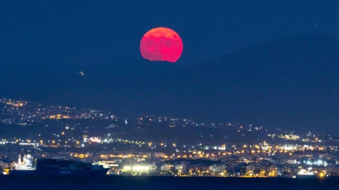 Superluna del Esturión
