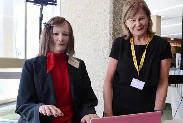 Robot impulsado por inteligencia artificial, podría tener papel protagónico en la atención de enfermos y ancianos.