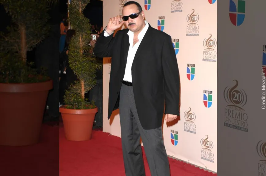 Pepe Aguilar es feliz sin Angela (3).jpg