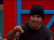 Mario Mono Osuna hace una compra FUERTE con el presupuesto de la semana; causando fuertes reacciones en La Granja VIP.jpg