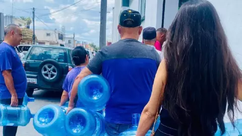 Purificadoras del Edomex dan garrafones de agua gratis