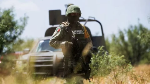 Militares privaron de la vida a migrantes en el desierto de Ciudad Juárez, confirma la fiscalía de Chihuahua.