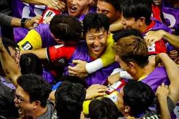 Son Corea comiendo tacos