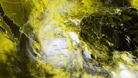 Depresión tropical Alberto