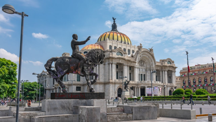 Palacio de Bellas Artes, ¿está prohibido tomarse fotos o videos en la explanada?