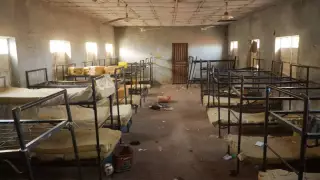 Secuestran 25 alumnas de escuela secundaria de Nigeria