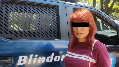 Un mujer fue detenida con un cuchillo y dinero tras un intento de extorsión a una trabajadora sexual.