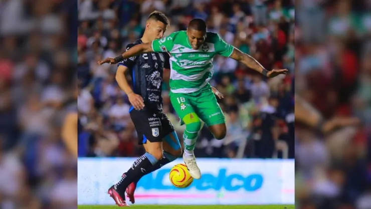 Santos anuncia salida de mediocampista peruano Pedro Aquino ¿A dónde va.jpg