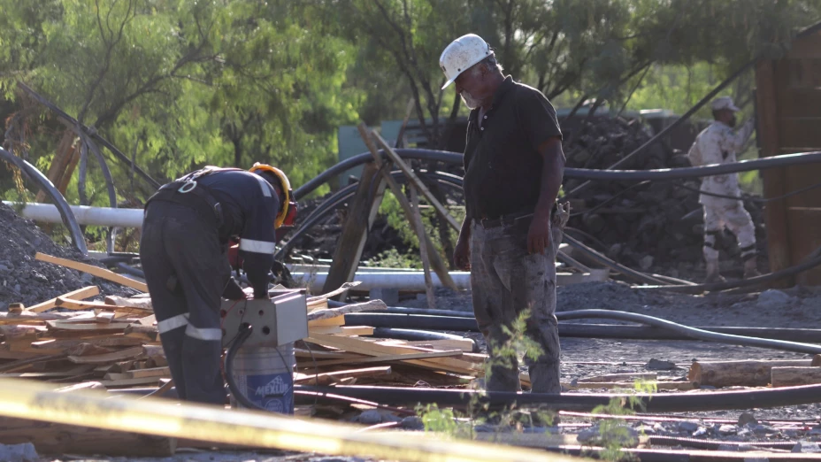 Trabajos de rescate en mina de carbón en Sabinas, Coahuila.