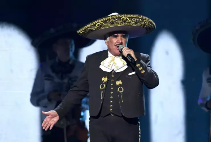 vicente-fernández-traqueostomía-estable