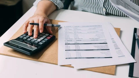 El trámite obligatorio que debes hacer para que el SAT no realice una visita domiciliaria