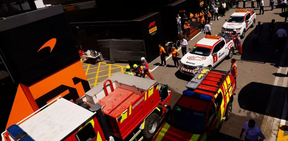 Incendio en el hospitality de McLaren alertó a los bomberos y servicios de emergencia