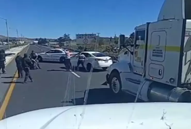 detención de presuntos asaltantes en la autopista Puebla-Orizaba