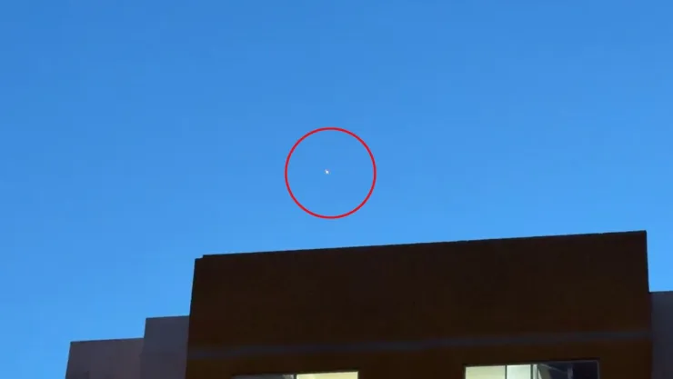La intensa luz fue captada durante la tarde-noche desde distintos puntos de Xalapa