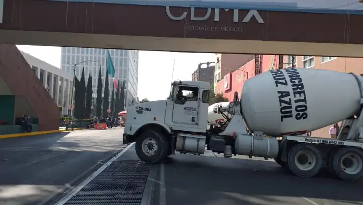 bloqueo_revolvedoras_ciudad_judicial_cdmx.jpg
