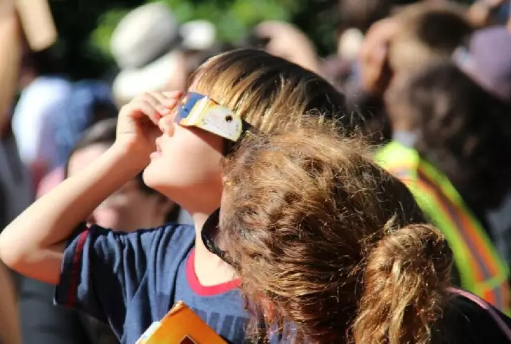EN VIVO_ Aquí puedes seguir la transmisión del eclipse solar 2024 en Yucatán que oscurecerá México con su anillo de fuego