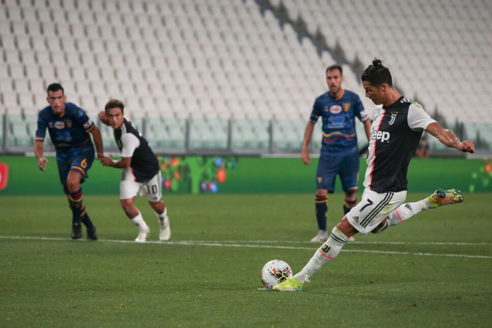 Cristiano Ronaldo anotó de penal ante el Lecce