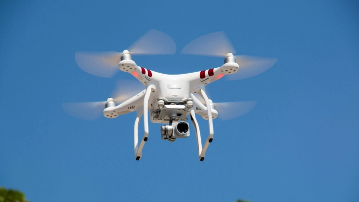 La FAA restringe vuelos de drones sobre infraestructuras clave en Nueva Jersey. ¿Qué lugares están afectados?