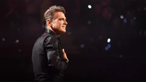 ¿Explotó? Captan a Luis Miguel enojado durante concierto en Chile