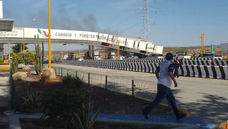 Cierra carretera de cuota Tecate - La Rumorosa por accidente