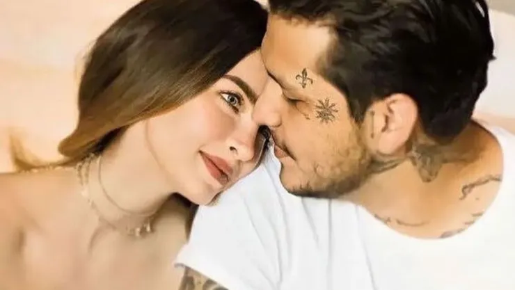 Belinda comparte triste mensaje sobre ¿su relación con Christian Nodal?