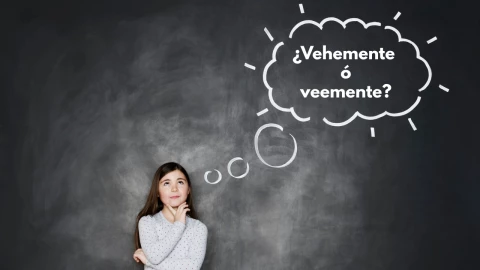 Conoce la forma correcta de escribir: ¿vehemente o veemente?