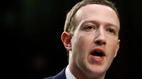 Mark Zuckerberg comparece ante senadores de Estados Unidos