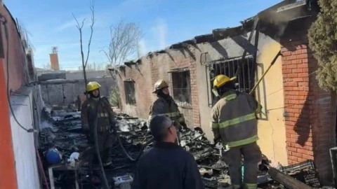 Incendio en la colonia La Cuesta