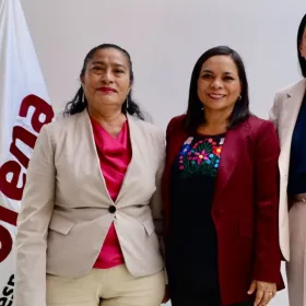 Abelina López retoma alcaldía de Acapulco tras perder candidatura en Guerrero ante Beatriz Mojica.