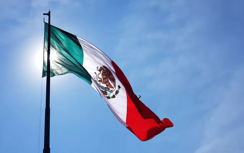 Historia y significado de la bandera de México que todos los mexicanos deberían conocer