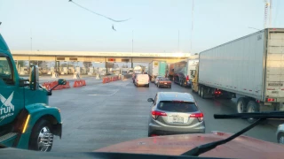 bloqueo transportistas hoy 24 de noviembre mexico queretaro.jpg
