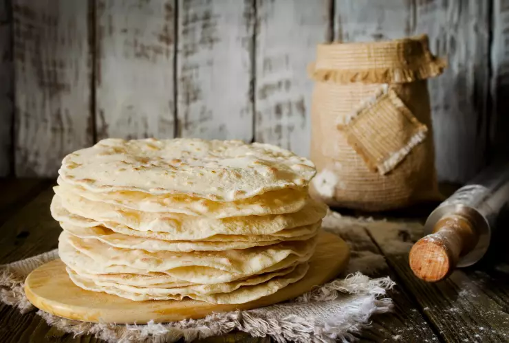 ¿Cuál precio del kilo de tortilla en los estados en agosto?