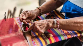 Le encanta conocer la cultura a través de todo tipo de arte.