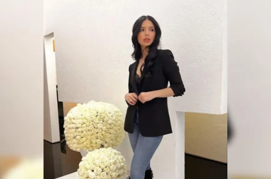 Ángela Aguilar (7).jpg