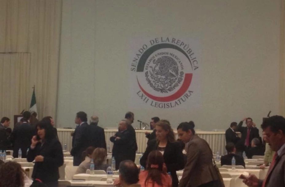 Los senadores han aprobado las iniciativas de: Candidaturas independientes locales, disciplina financiera de estados y municipios, y ley de catastro