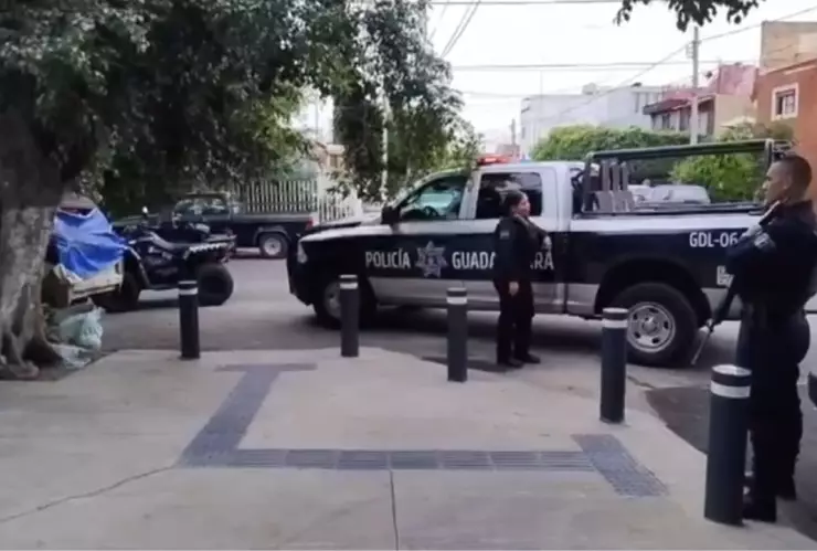 Detienen a mujer por presuntamente golpear a su hija de 7 años en la colonia La Penal