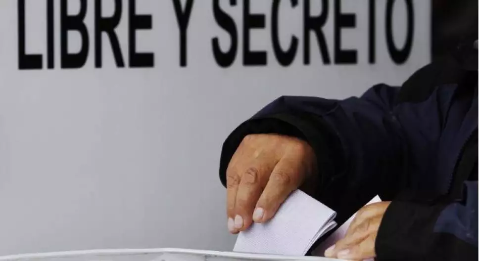 revocación-de-mandato-votos-vinculante.jpg