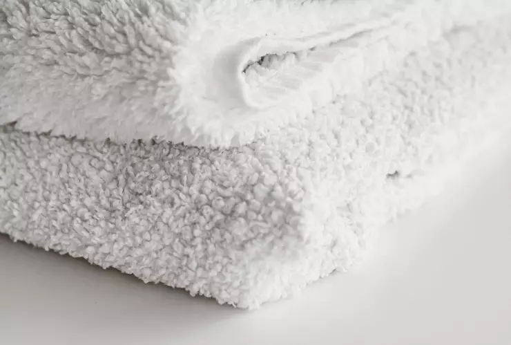 Cómo blanquear las toallas percudidas con 1 ingrediente de cocina