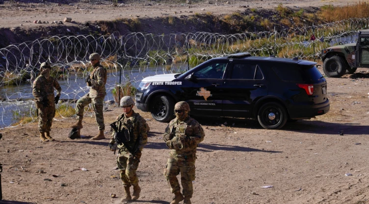 Militares en El Paso, Texas